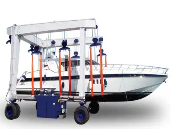 游艇吊的吊裝成本：游艇吊裝的成本和效益如何？